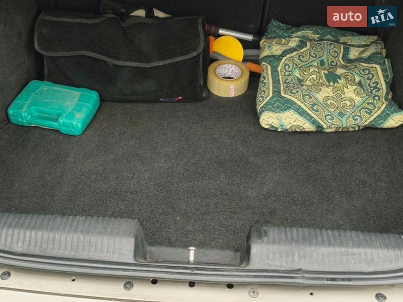 Седан Ford Focus 2003 в Львові