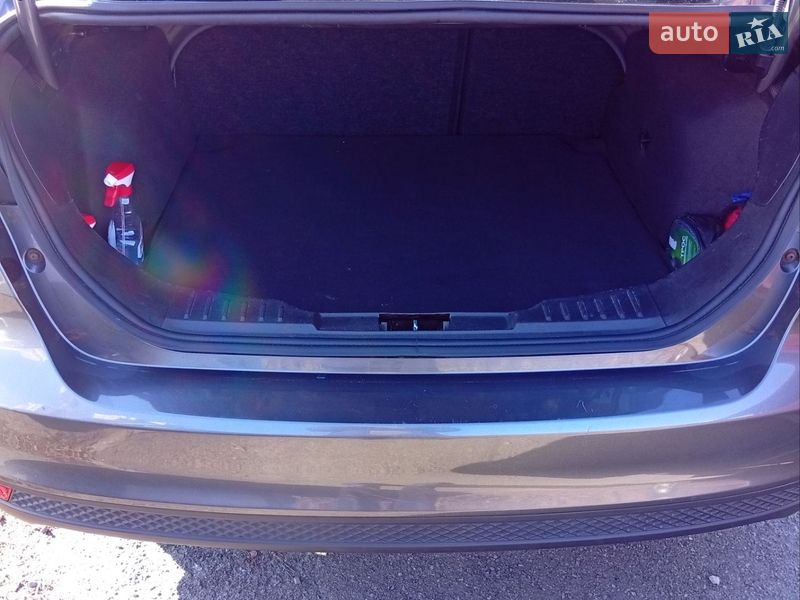 Седан Ford Focus 2015 в Києві фото 10 Седан Ford Focus 2015 в Києві
