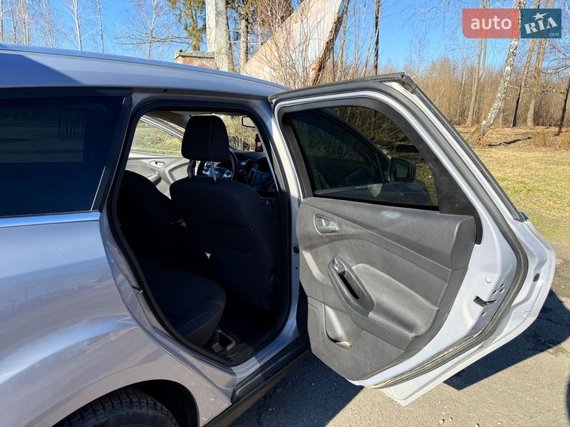 Универсал Ford Focus 2011 в Старом Самборе