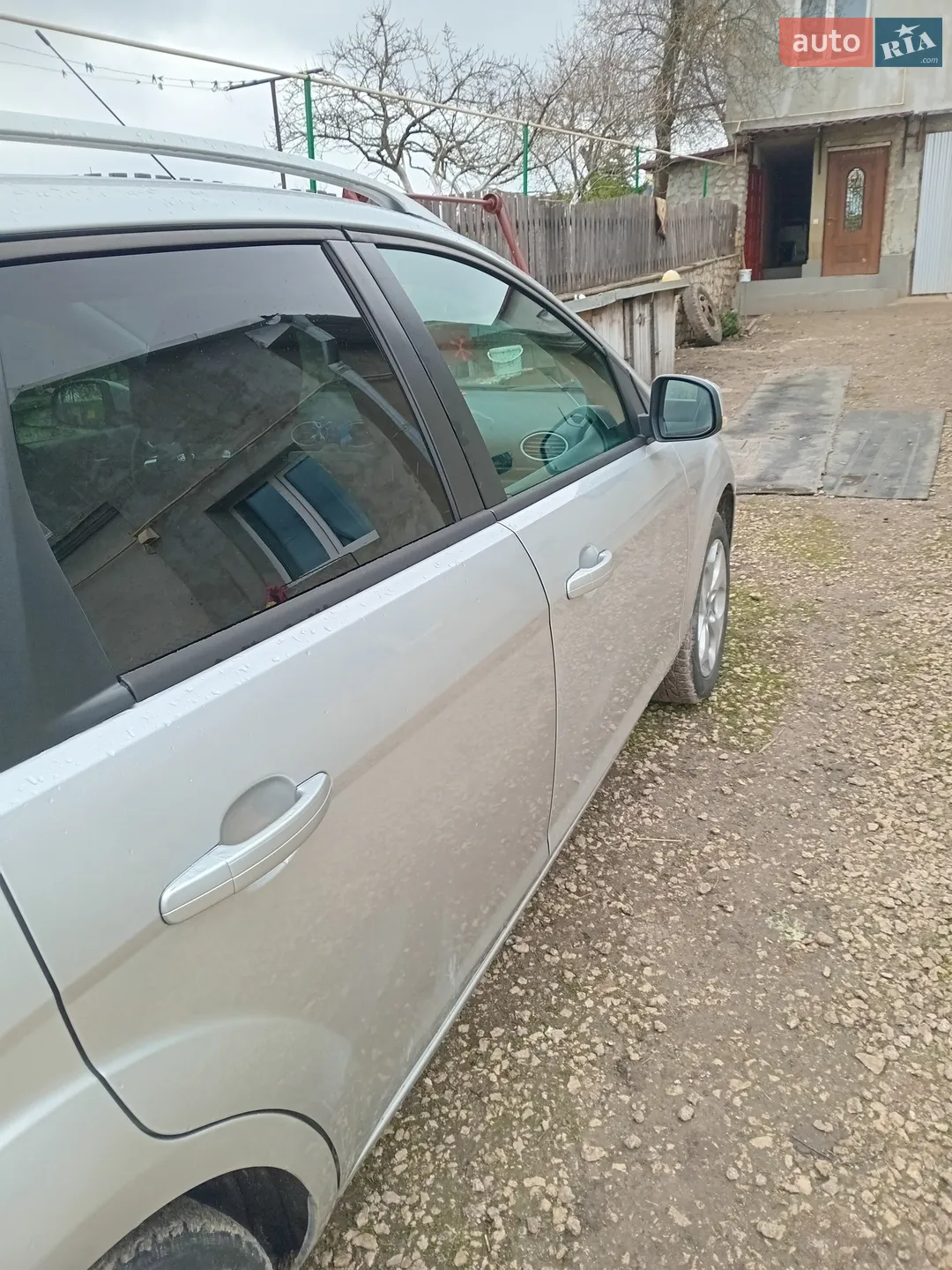2010 Ford Focus - мініатюра 6