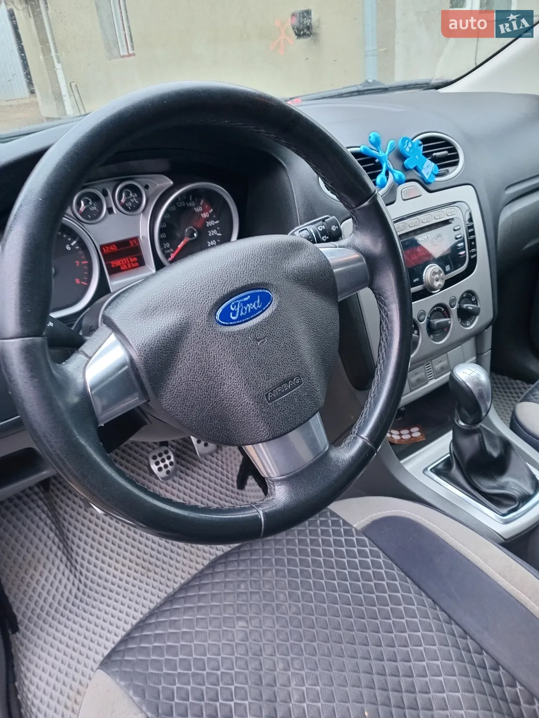 2010 Ford Focus - мініатюра 8