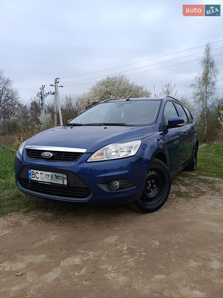 2010 Ford Focus - мініатюра 9