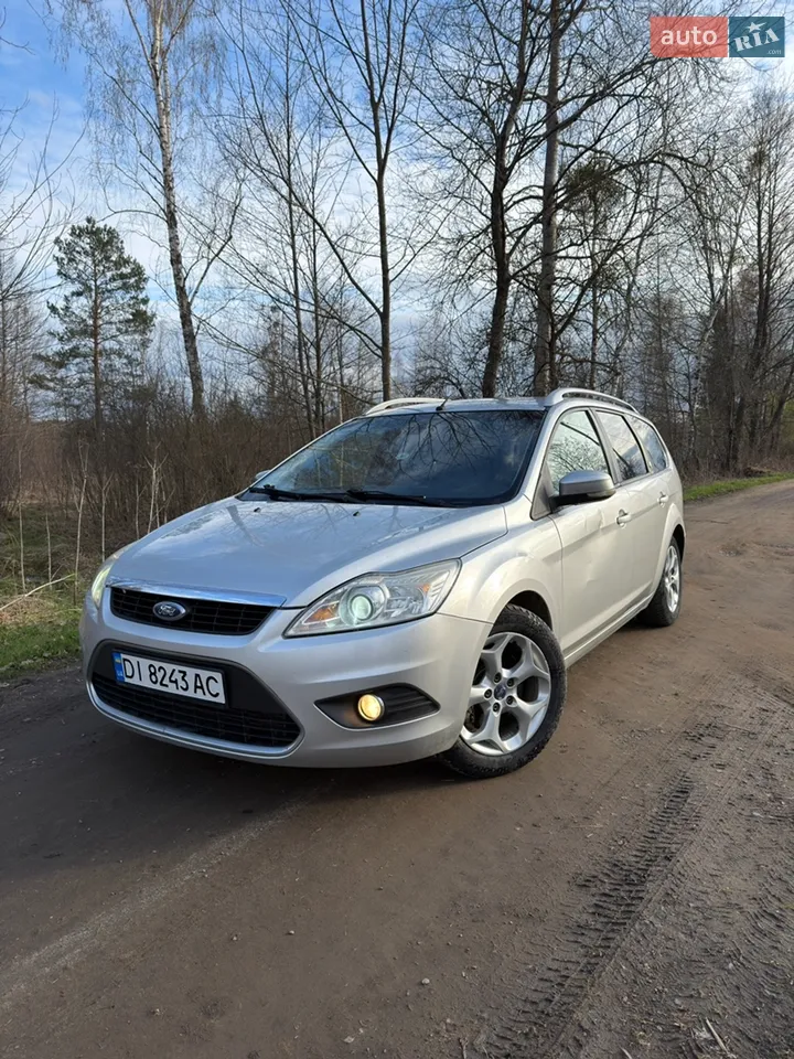 2010 Ford Focus - мініатюра 14