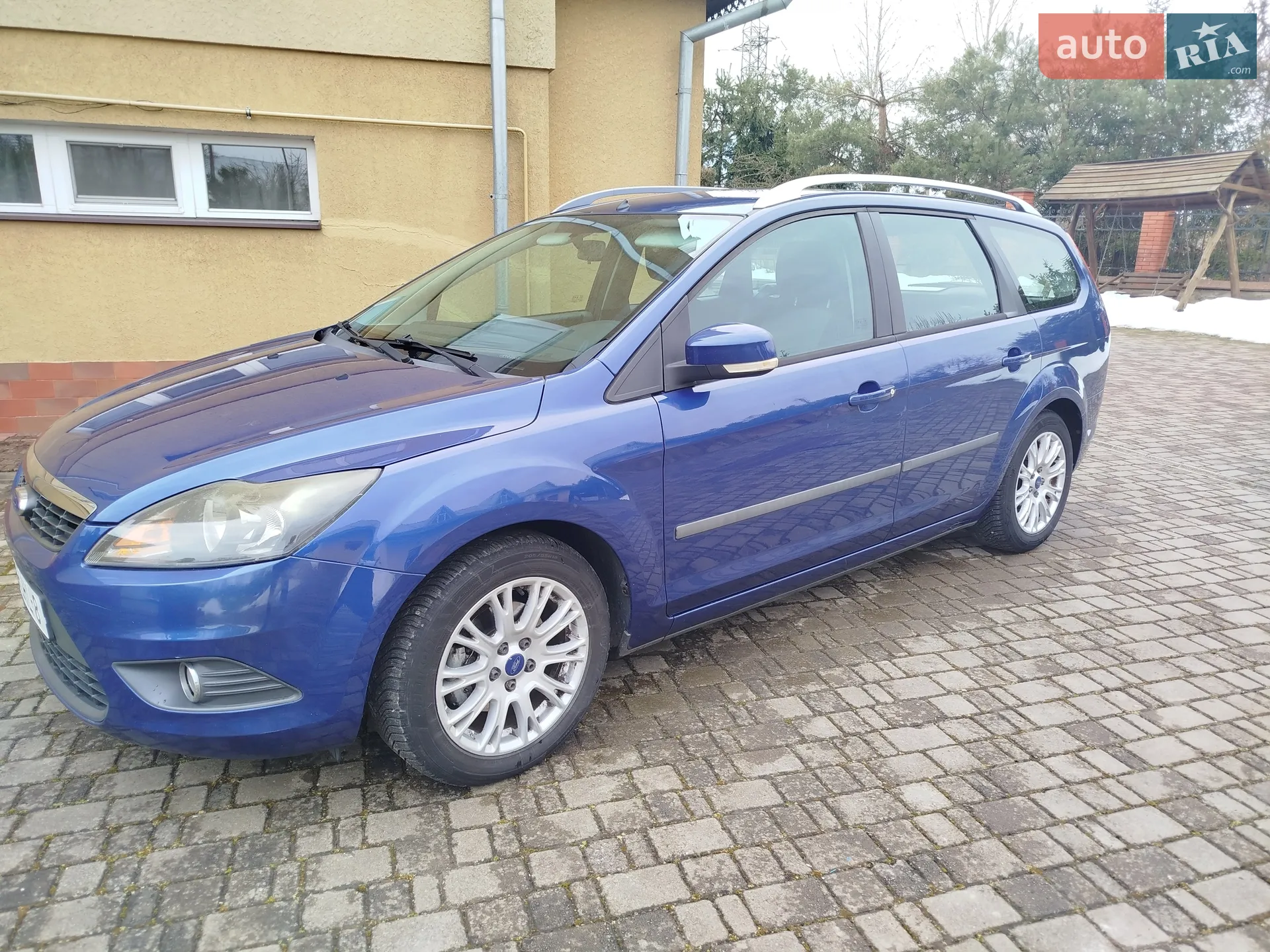 2010 Ford Focus - мініатюра 8