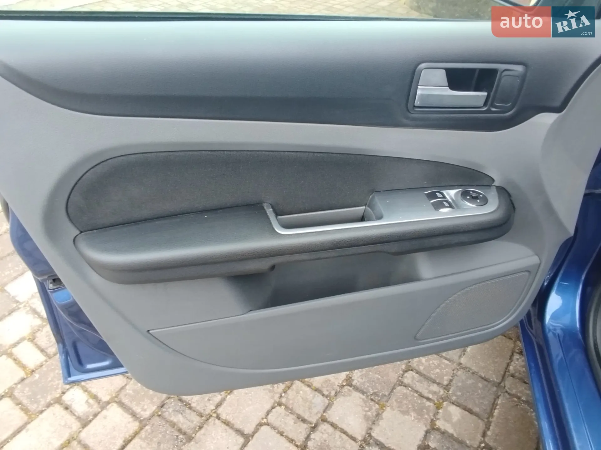 2010 Ford Focus - мініатюра 18