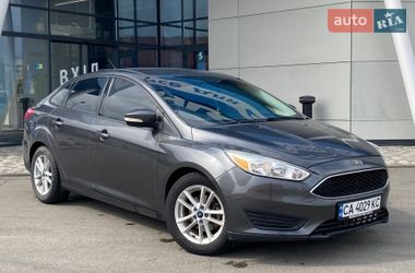Седан Ford Focus 2017 в Киеве