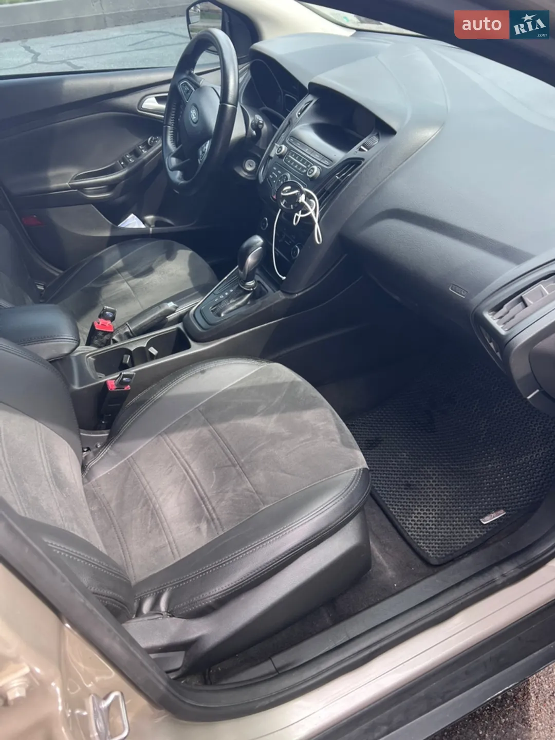 2018 Ford Focus - мініатюра 17