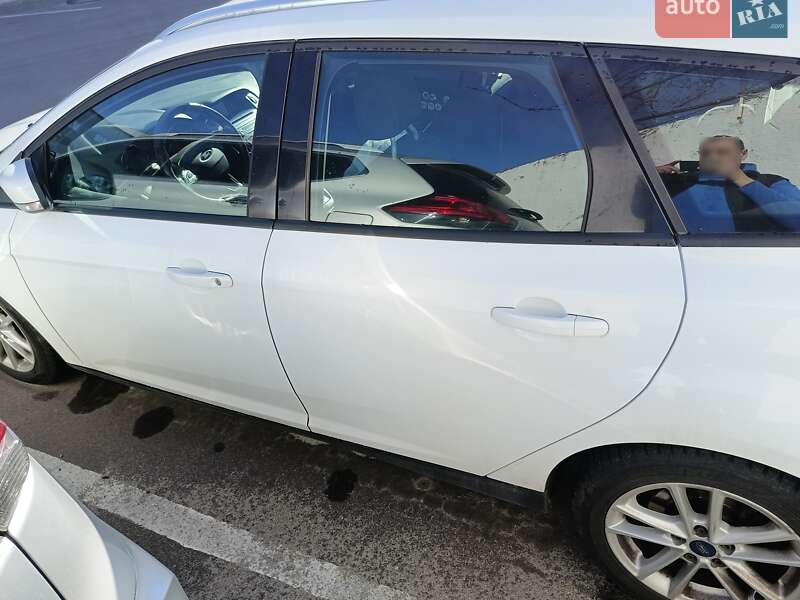 Универсал Ford Focus 2017 в Киеве