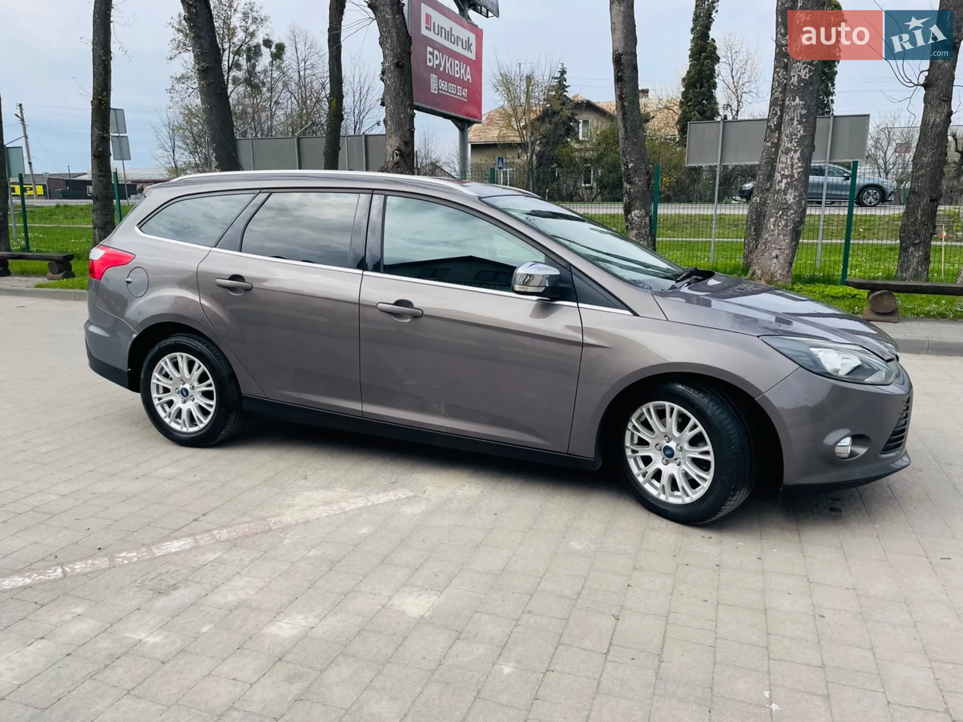2011 Ford Focus - мініатюра 11