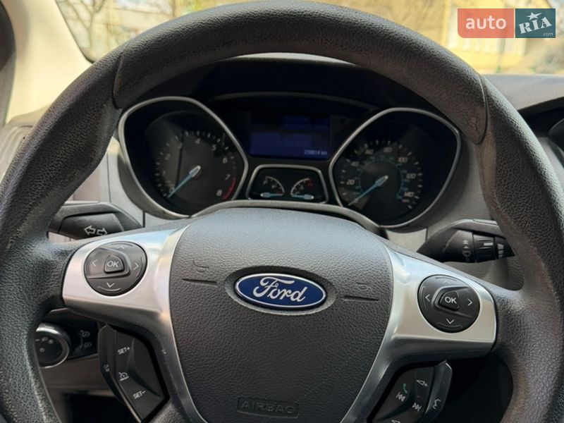 Хетчбек Ford Focus 2012 в Івано-Франківську