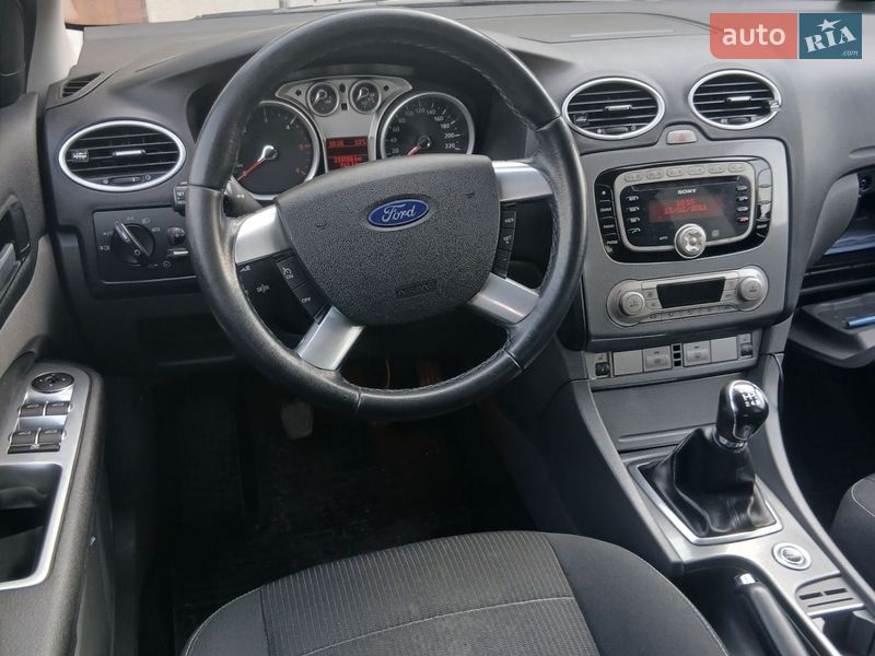 Ford Focus 2010