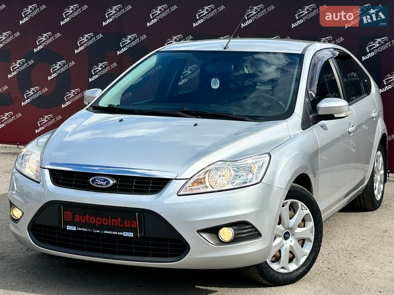 Хэтчбек Ford Focus 2010 в Сумах