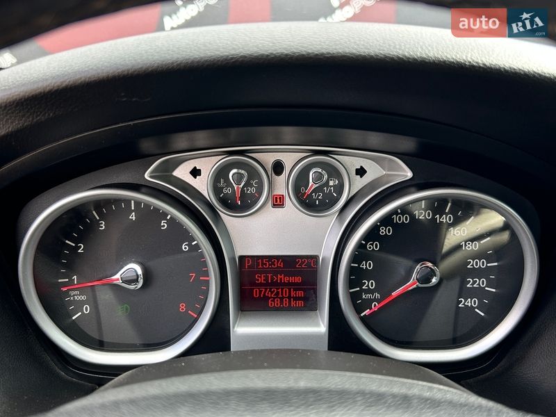 Хэтчбек Ford Focus 2010 в Сумах