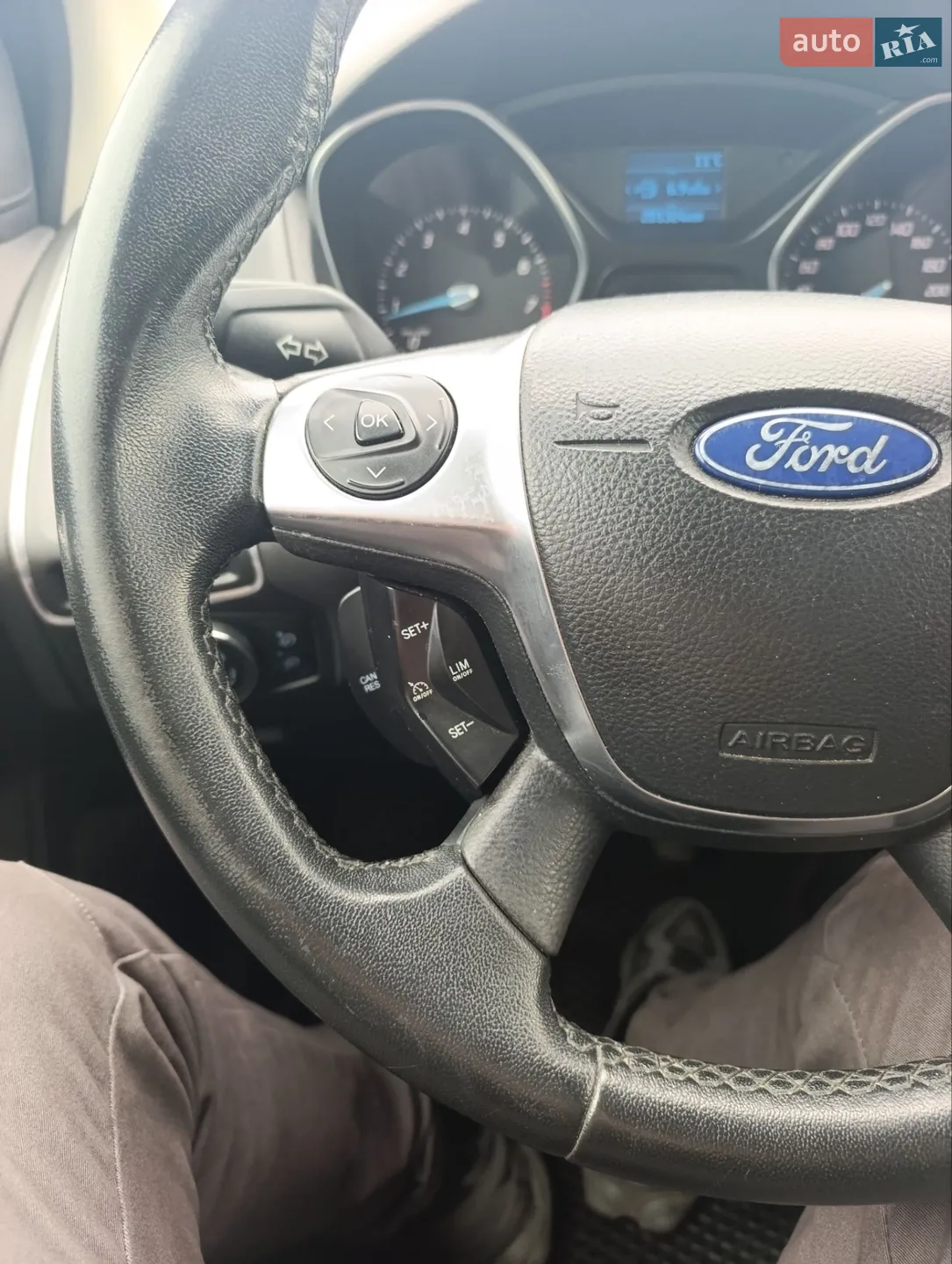 2011 Ford Focus - мініатюра 18