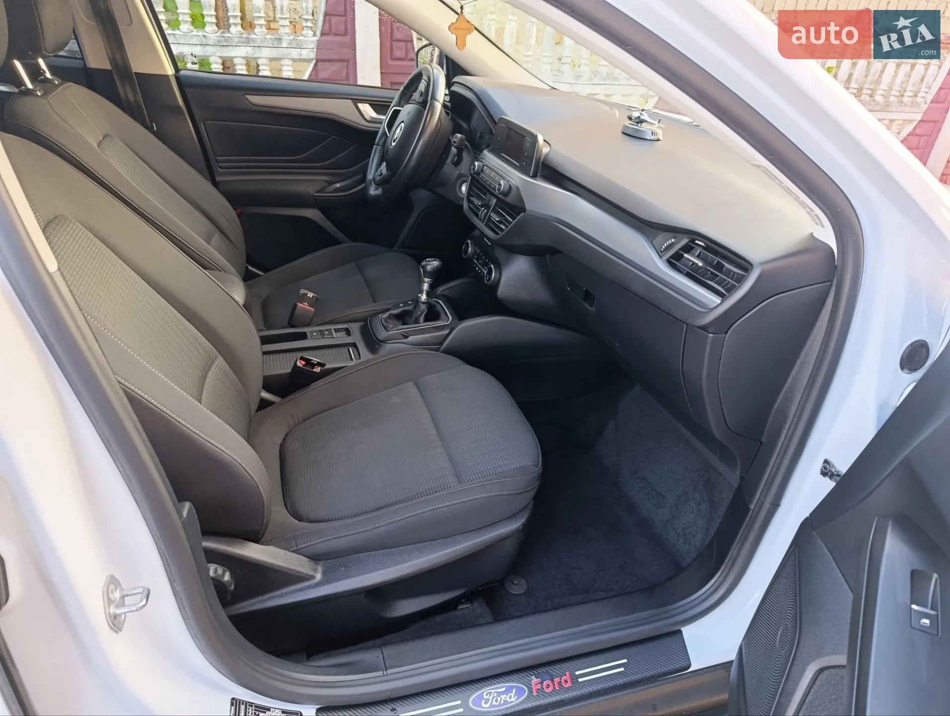 2020 Ford Focus - мініатюра 20