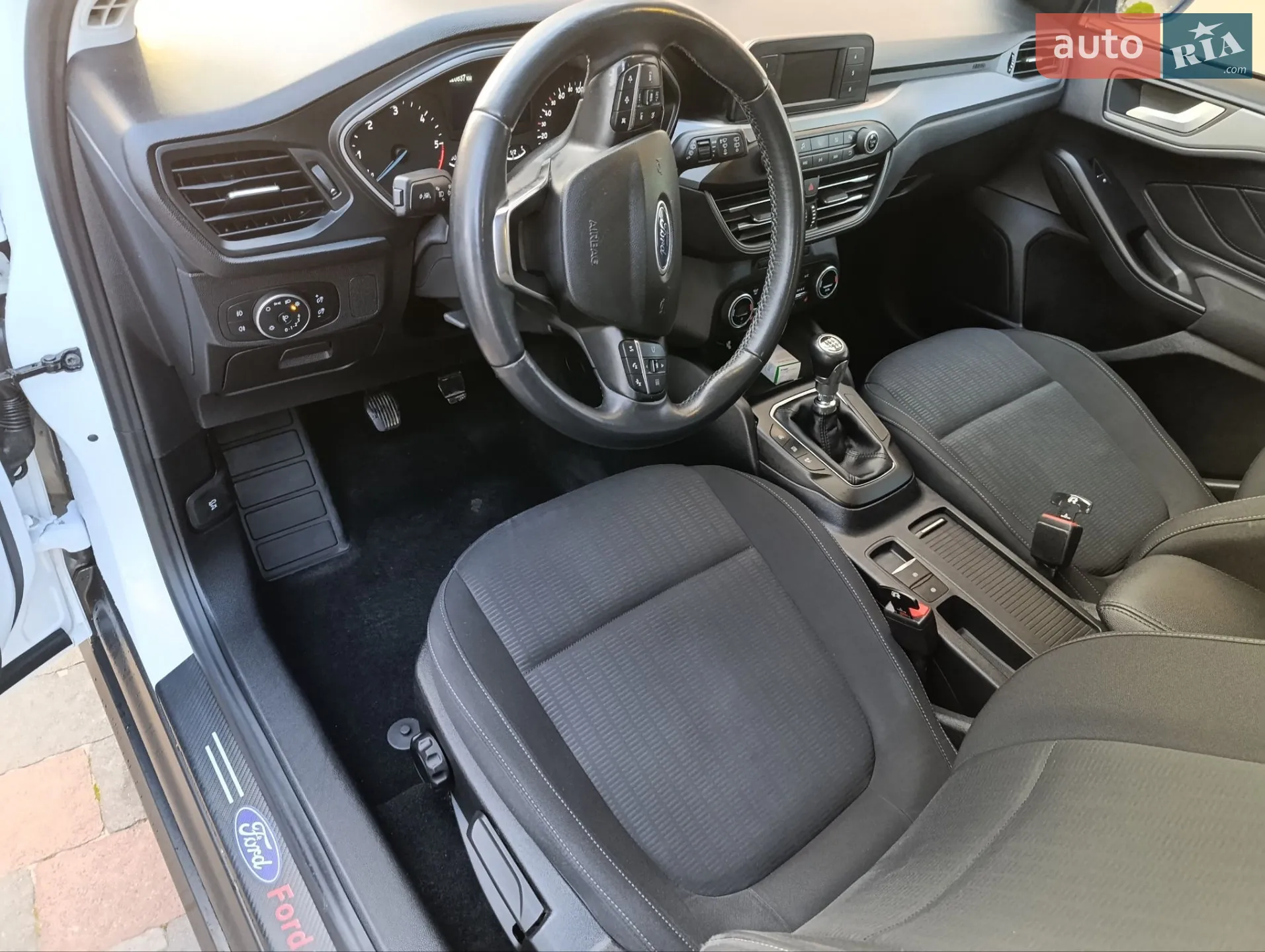 2020 Ford Focus - мініатюра 25