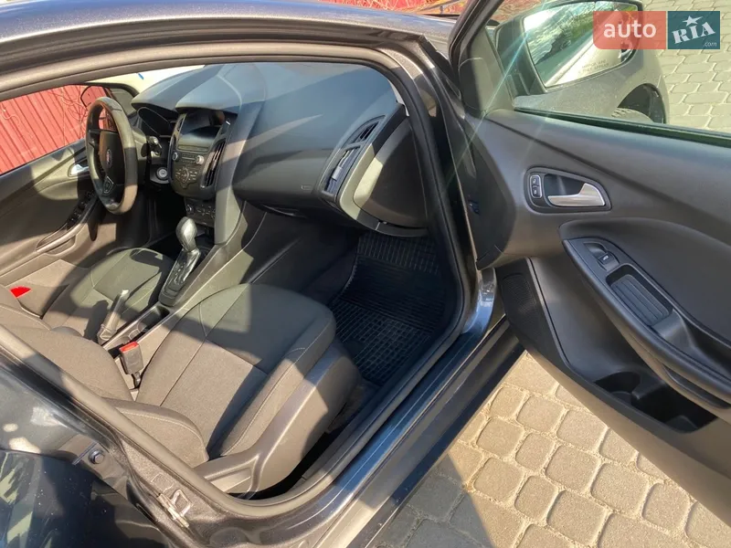 Ford Focus 2017 VIN 1FADP3K28JL206749 фото оголошення 5 з 54