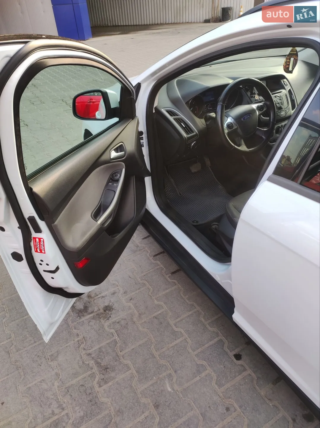2013 Ford Focus - мініатюра 8
