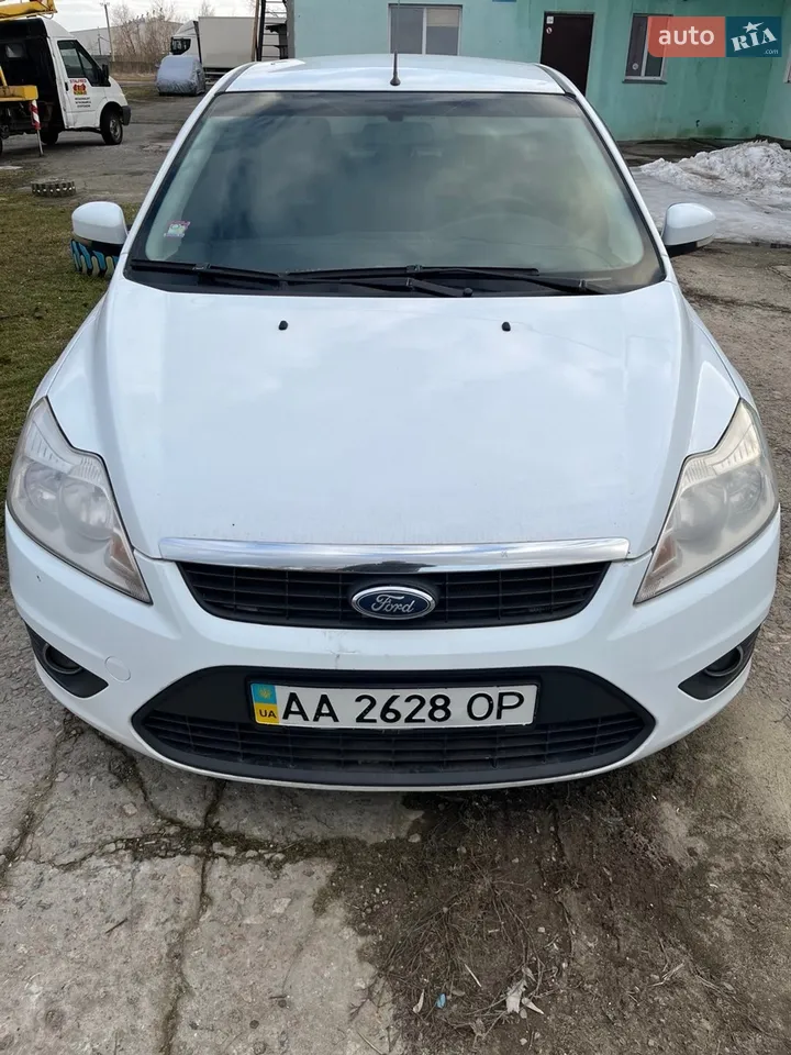 2010 Ford Focus - мініатюра 7