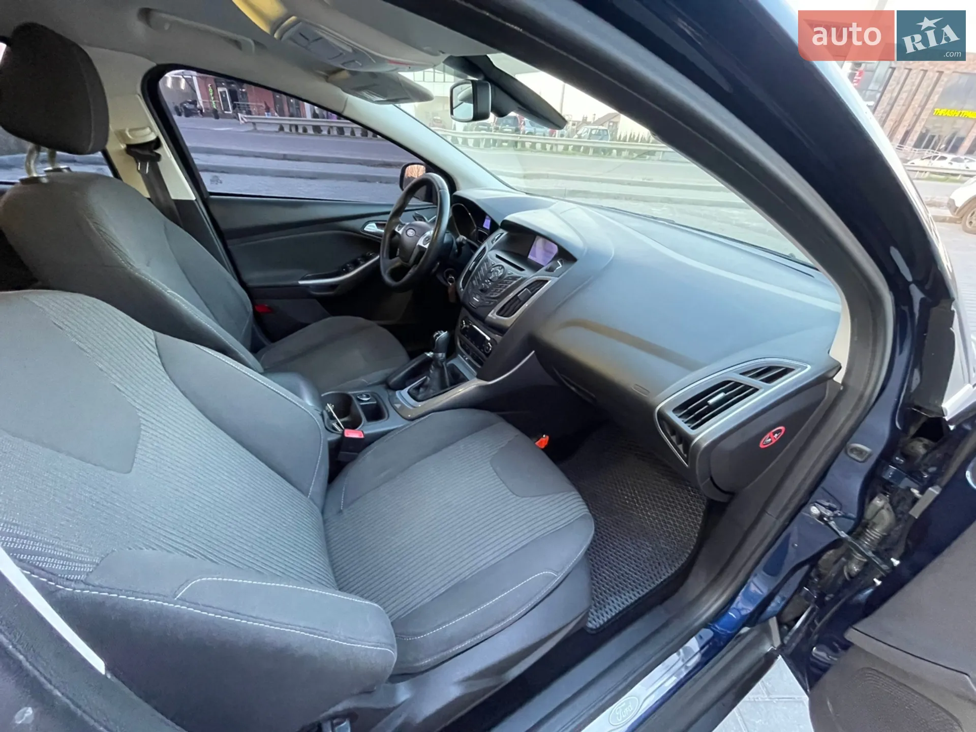 2012 Ford Focus - мініатюра 12