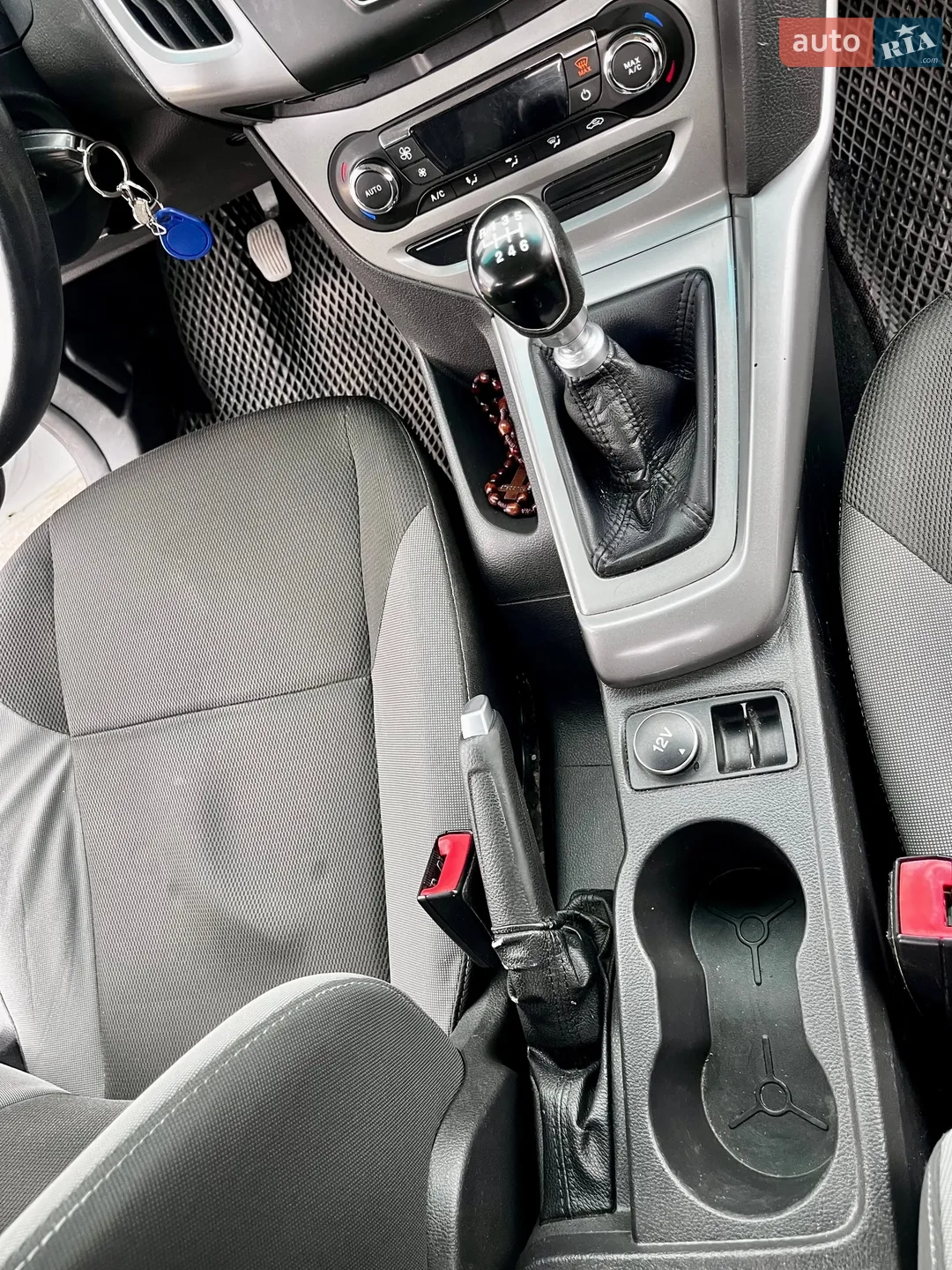 2012 Ford Focus - мініатюра 16