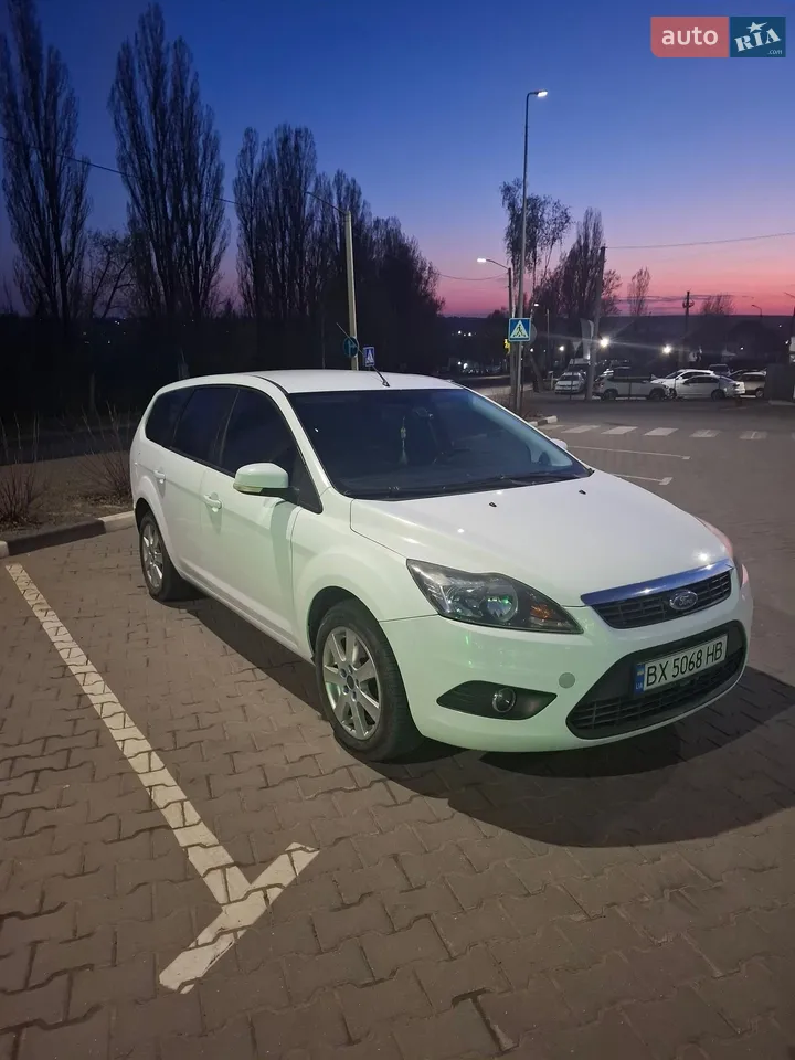 2010 Ford Focus - мініатюра 13