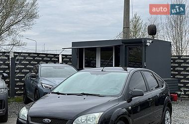 Хэтчбек Ford Focus 2007 в Киеве