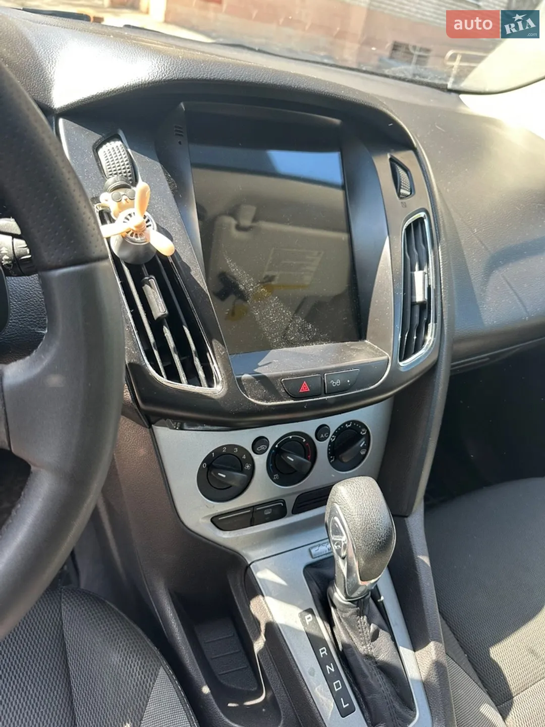 2011 Ford Focus - мініатюра 12