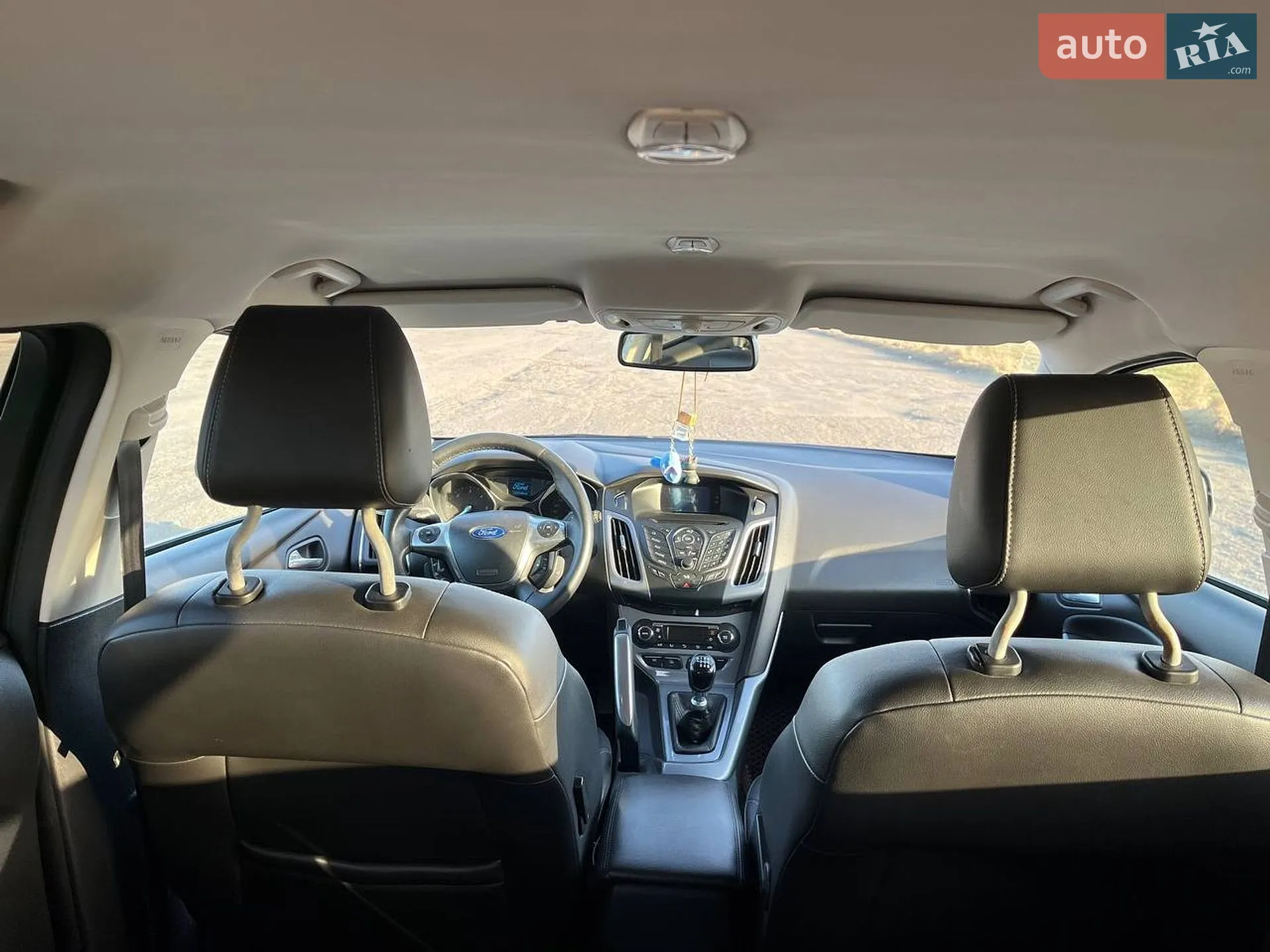 2011 Ford Focus - мініатюра 18