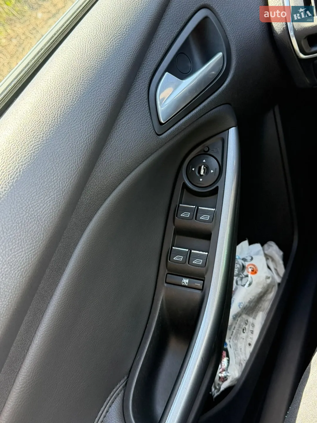 2011 Ford Focus - мініатюра 15