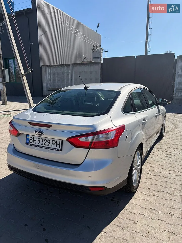 2012 Ford Focus - мініатюра 15