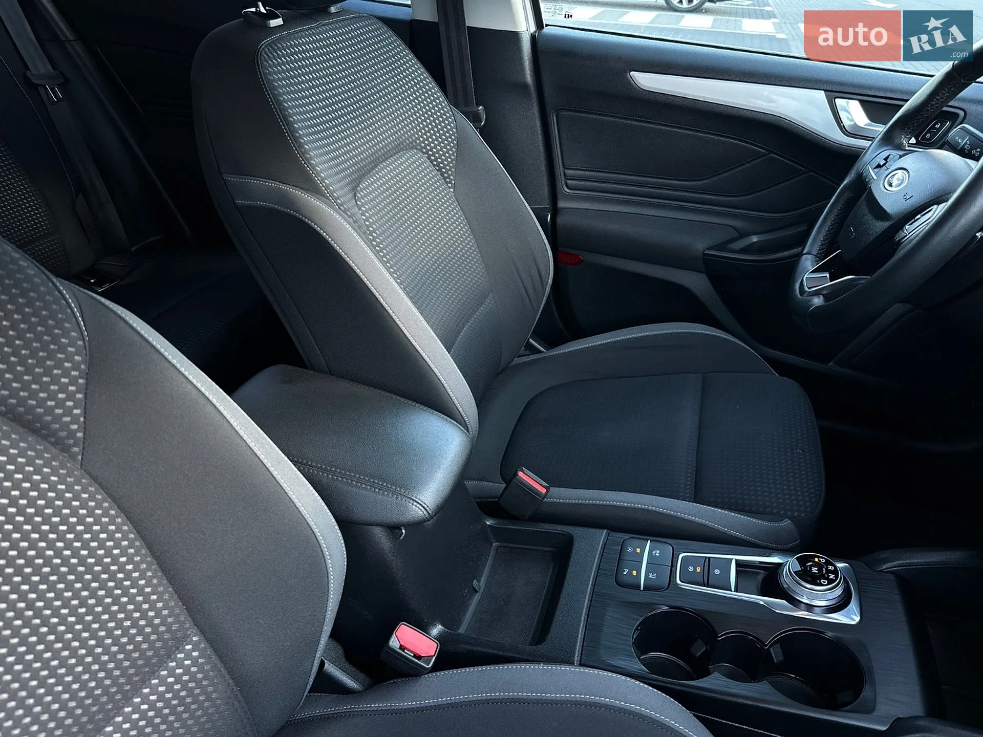 2019 Ford Focus - мініатюра 21