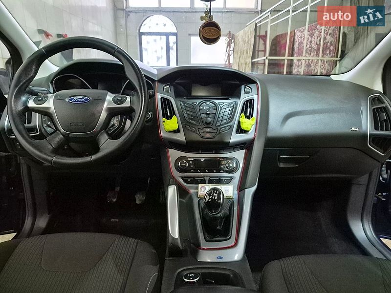 Універсал Ford Focus 2011 в Конотопі
