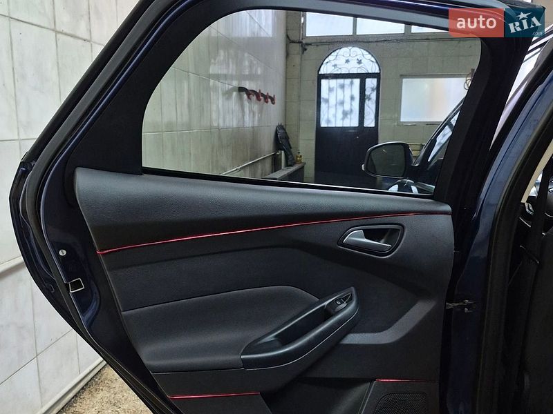 Універсал Ford Focus 2011 в Конотопі