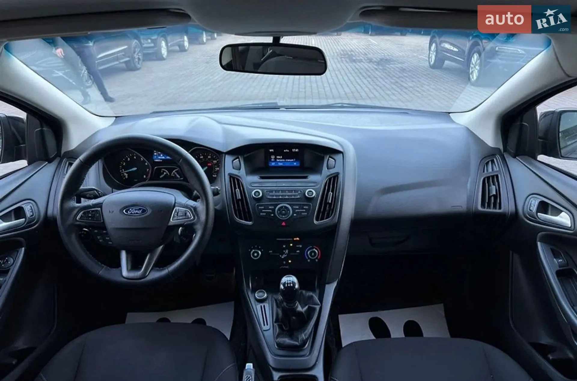 2015 Ford Focus - мініатюра 9