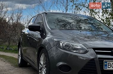 Хетчбек Ford Focus 2011 в Черкасах