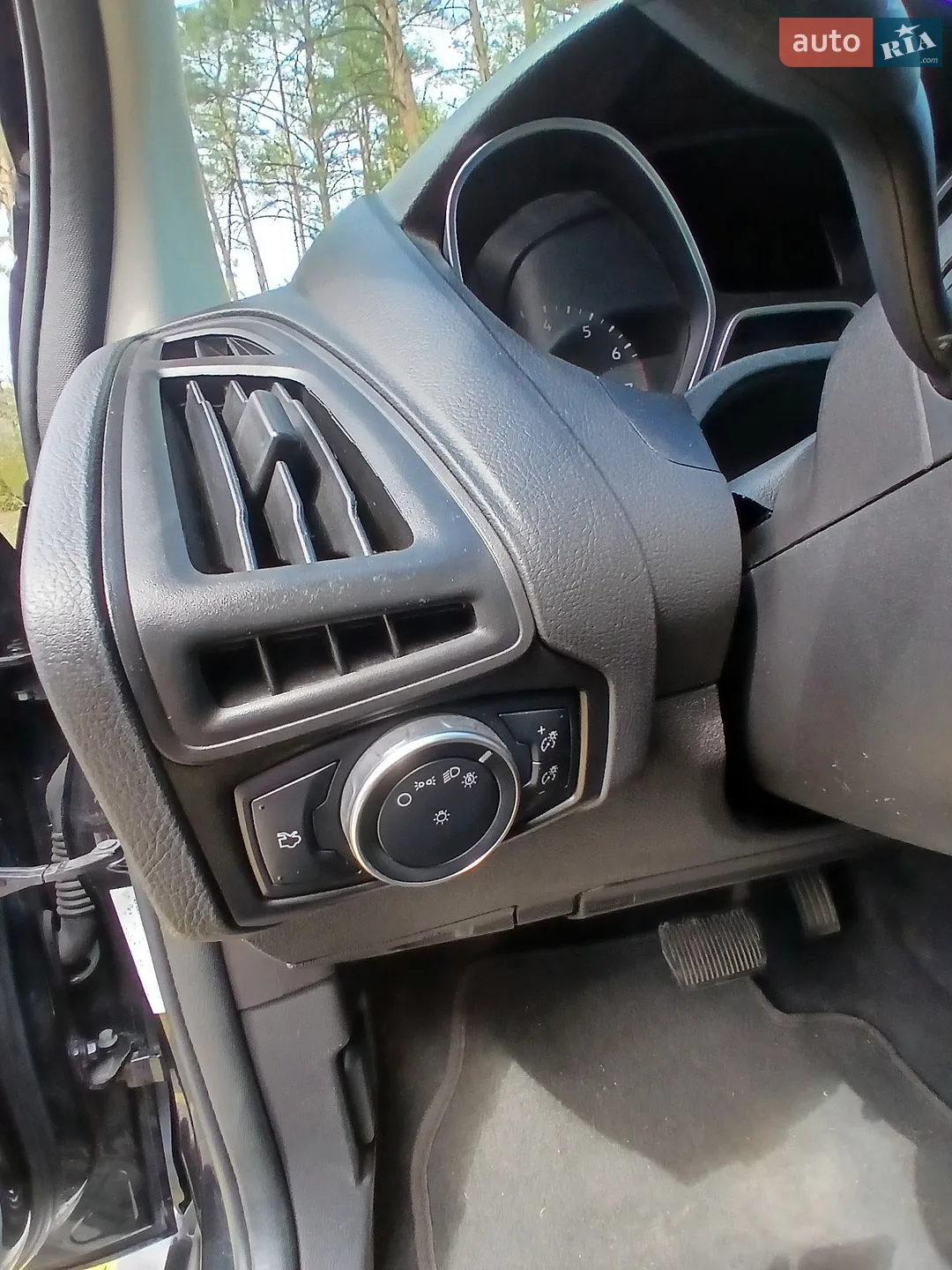 2015 Ford Focus - мініатюра 12