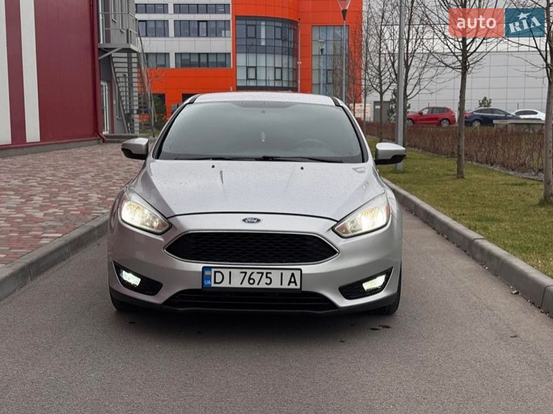 Хетчбек Ford Focus 2016 в Дніпрі