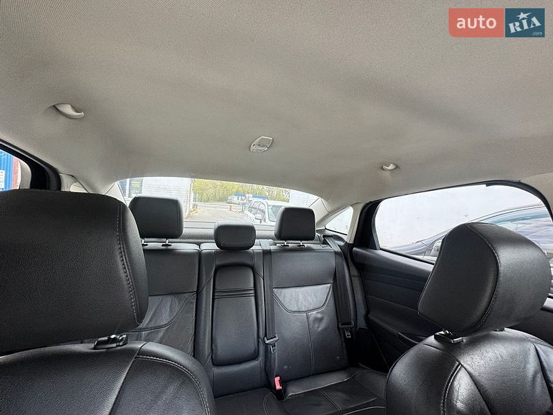 Седан Ford Focus 2015 в Днепре