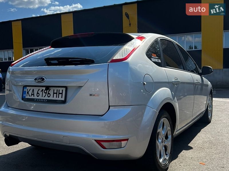 Хэтчбек Ford Focus 2011 в Киеве
