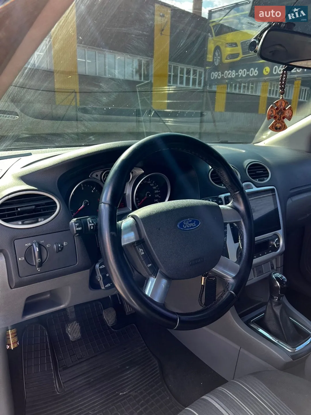 2011 Ford Focus - мініатюра 12