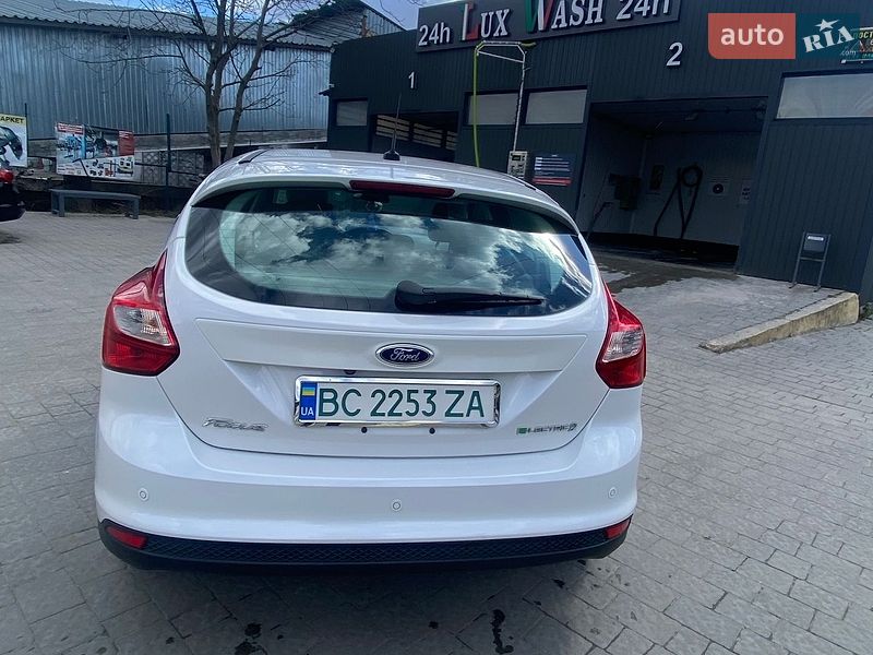 Хетчбек Ford Focus 2012 в Львові