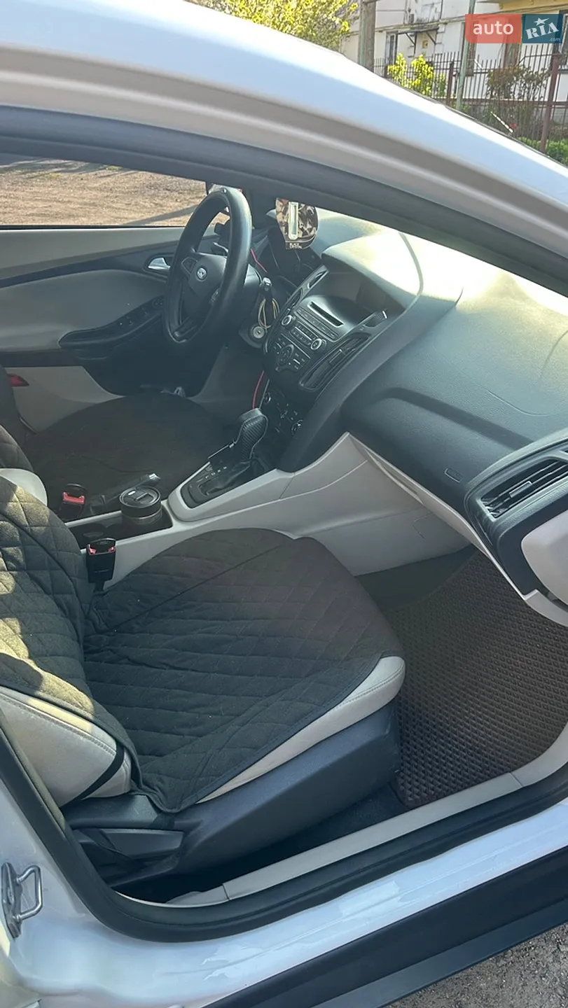 2016 Ford Focus - мініатюра 8