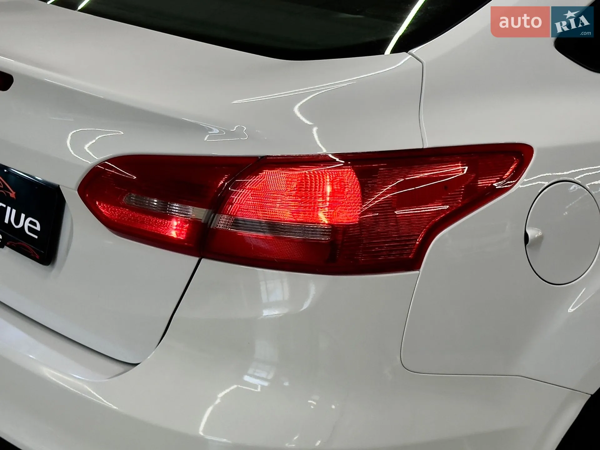 2017 Ford Focus - мініатюра 14