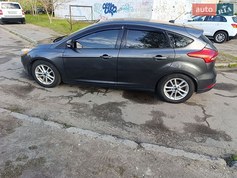 Хэтчбек Ford Focus 2016 в Киеве