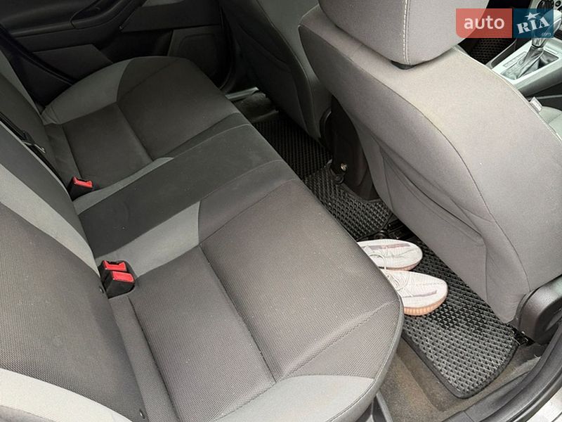 Седан Ford Focus 2012 в Львові