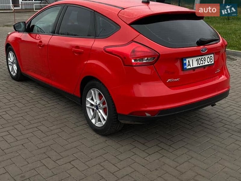 Хэтчбек Ford Focus 2016 в Софиевской Борщаговке