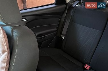 Седан Ford Focus 2015 в Киеве