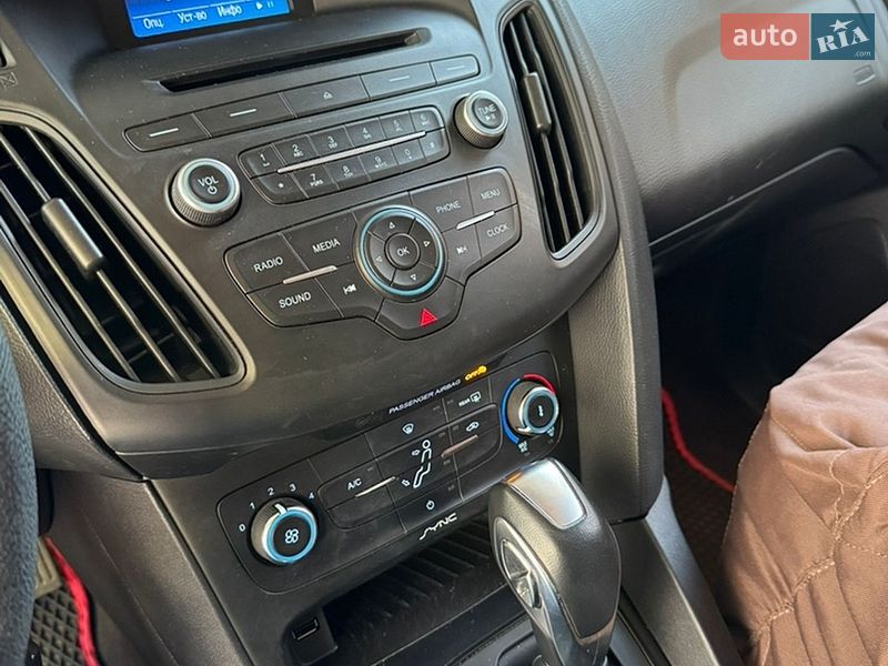 Седан Ford Focus 2015 в Киеве
