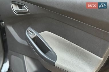 Хэтчбек Ford Focus 2011 в Киеве
